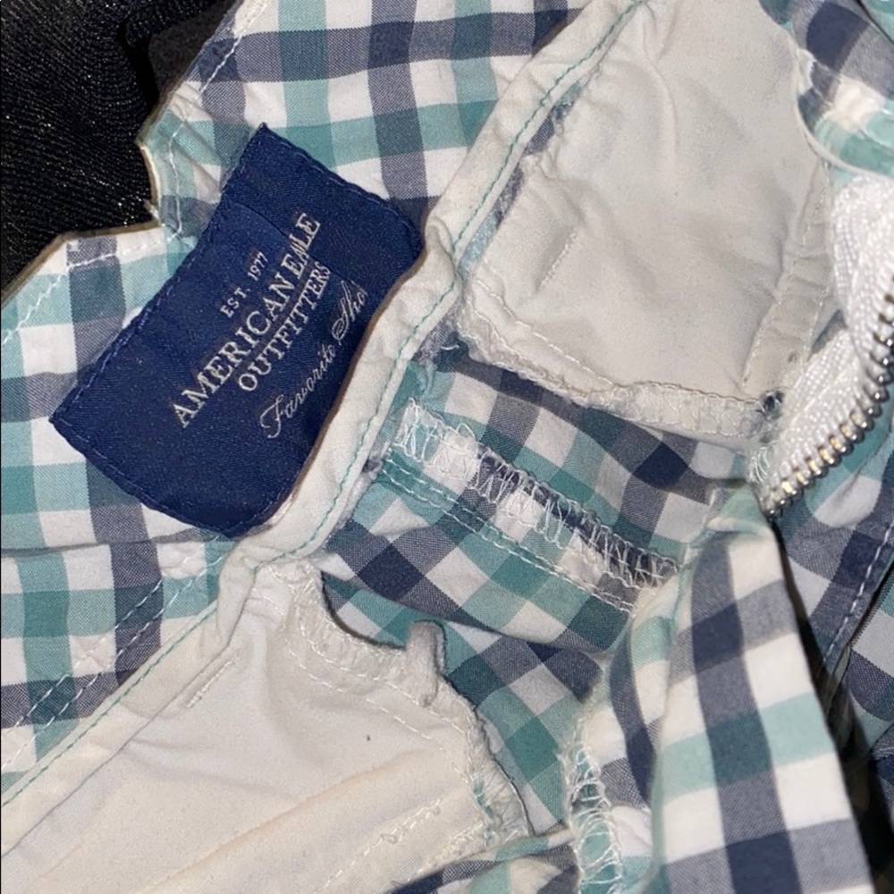 Shorts - Picture 3 of 3